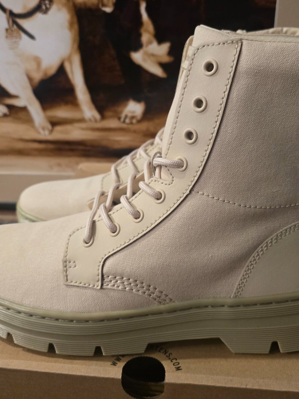 Dr. Martens Boots Sz 9 Womens Parchment Beige Combs Canvas Milled Coated Leather - Picture 6 of 15